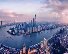 国际比赛日体能课后；上海海港内部沟通备战法国杯；气氛紧张；训练强度明显提升(上海海港俱乐部官网)